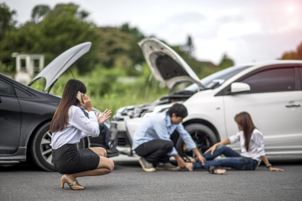Tips for dealing with insurance adjusters after a car accident in Annandale, Virginia