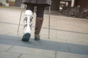 Pedestrian Accident Claims Settlement vs. Going to Trial